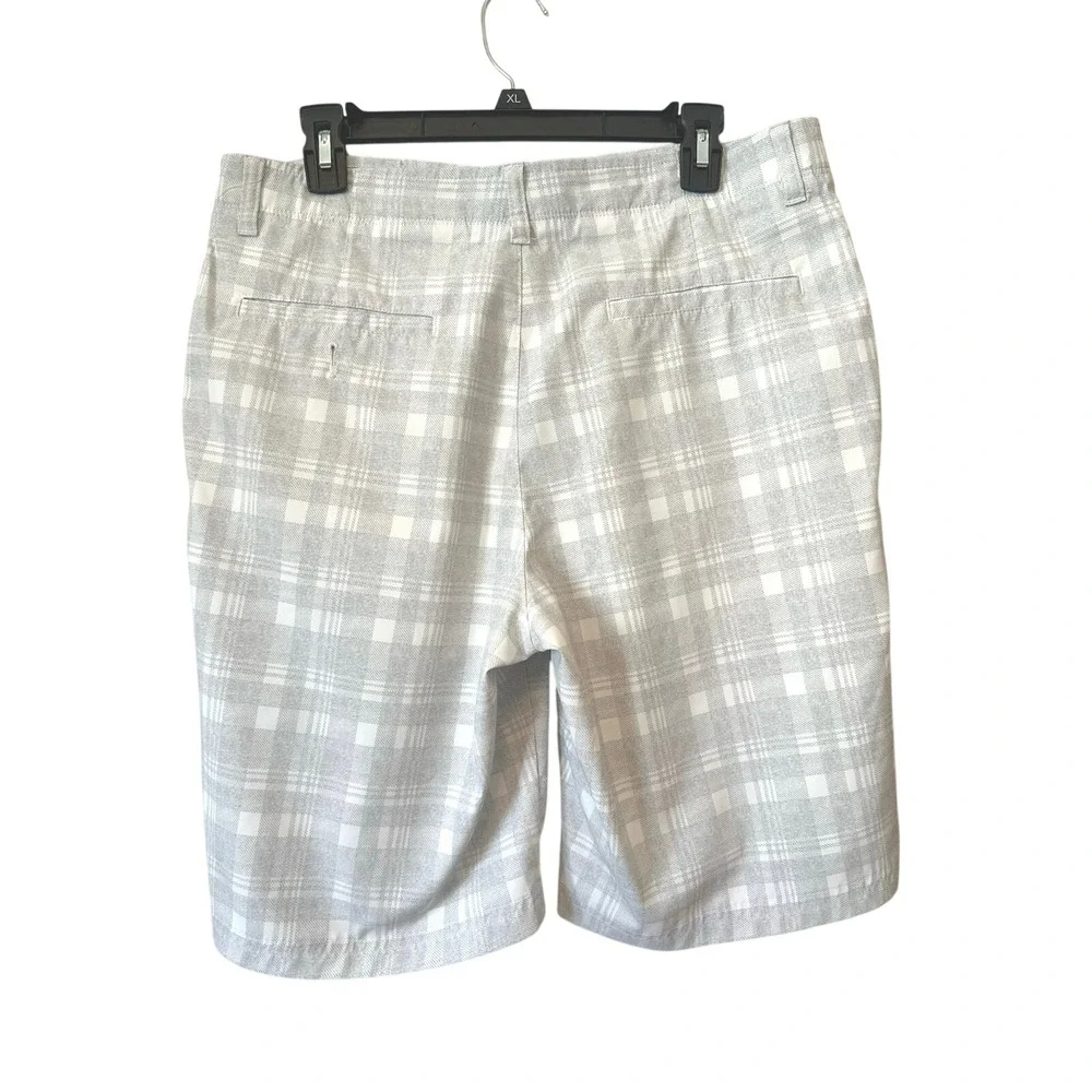 Ben Hogan Plaid Stretch Golf Shorts size 34 Casual, Outdoor, Minimalist
